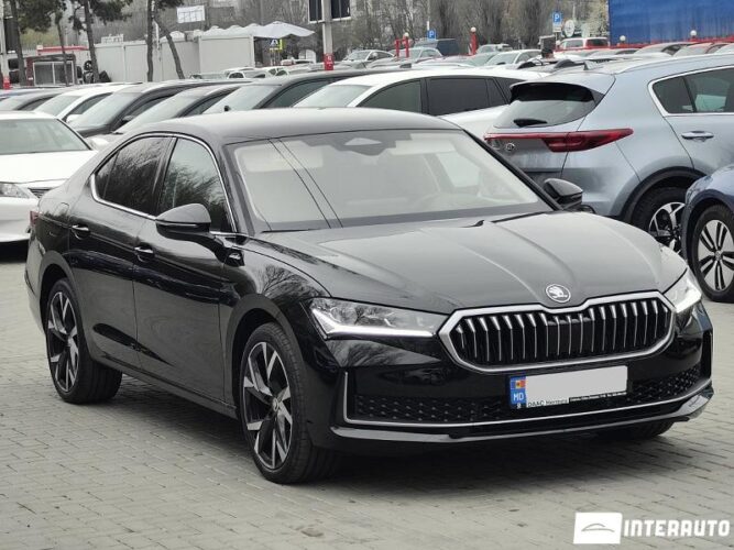 Skoda Superb 41 interauto-car