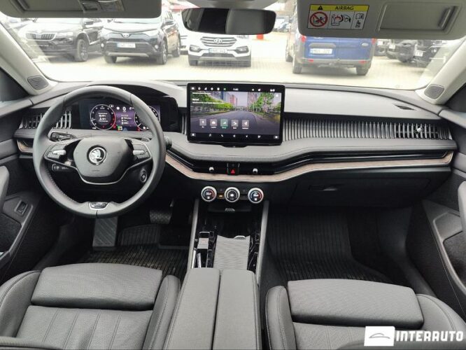 Skoda Superb 46 interauto-car