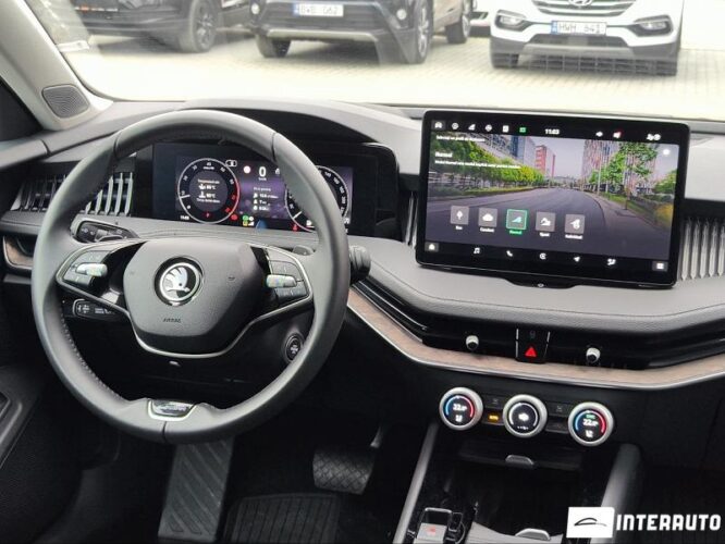 Skoda Superb 50 interauto-car