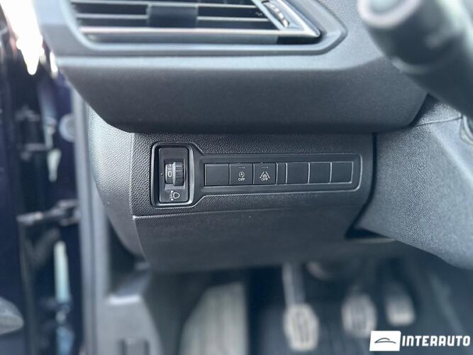 Peugeot 308 37 interauto-car