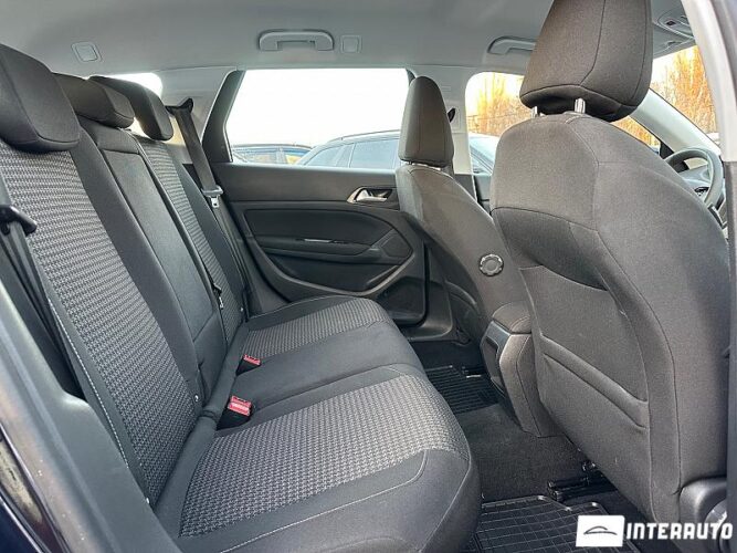 Peugeot 308 44 interauto-car