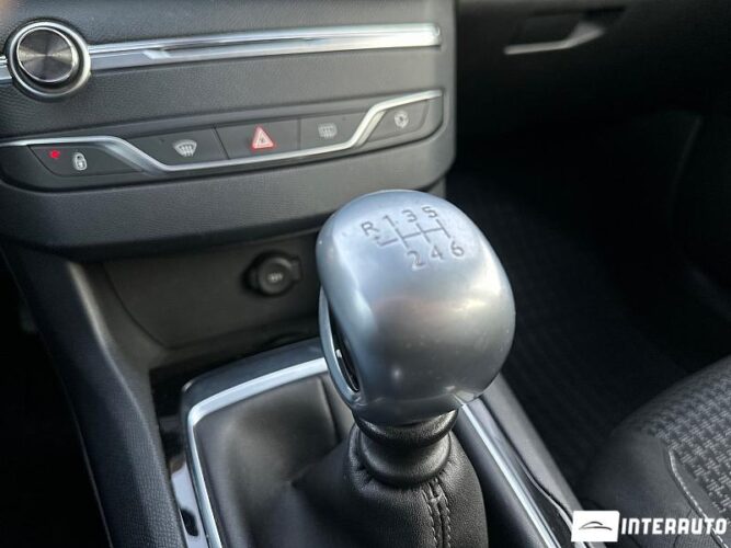 Peugeot 308 41 interauto-car