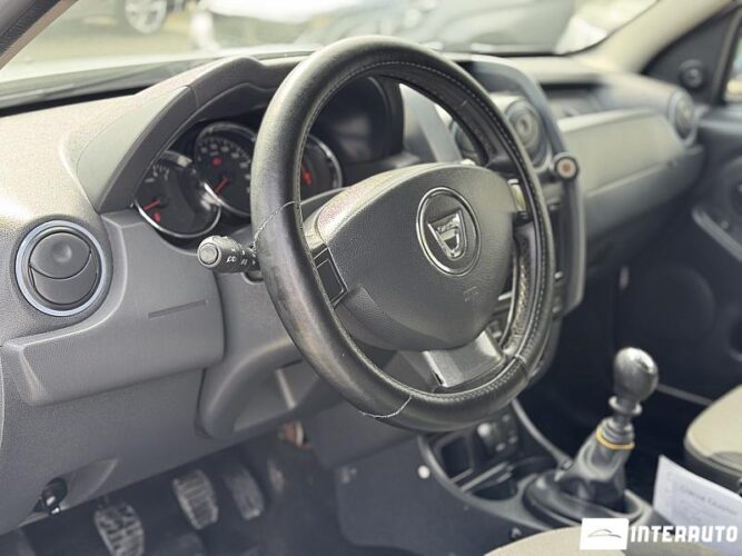 Dacia Duster 36 interauto-car