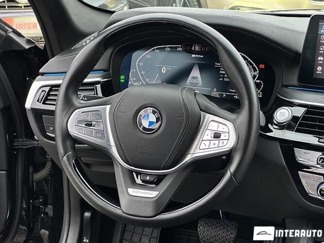 BMW 545e 45 interauto-car