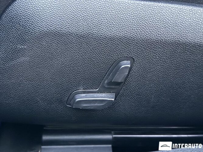 Mercedes E 220 51 interauto-car