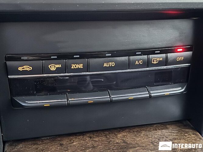 Mercedes E 220 43 interauto-car