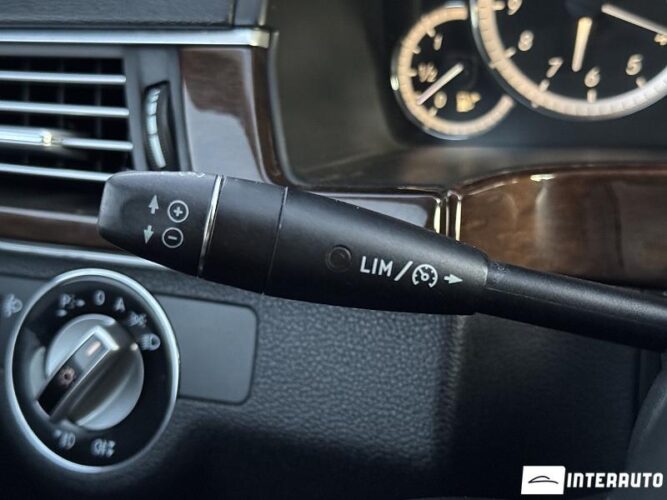 Mercedes E 220 39 interauto-car