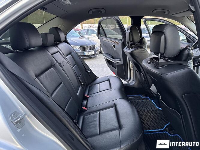 Mercedes E 220 47 interauto-car
