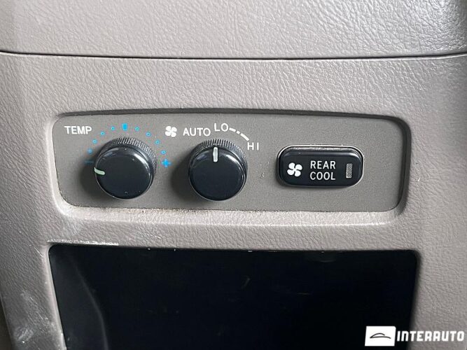 Toyota Land Cruiser Prado 39 interauto-car