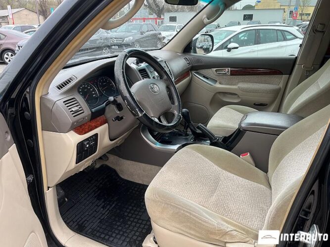 Toyota Land Cruiser Prado 33 interauto-car