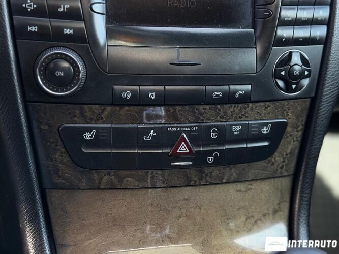 Mercedes E 200 44 interauto-car