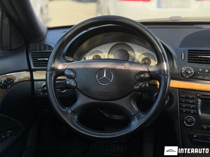 Mercedes E 200 41 interauto-car