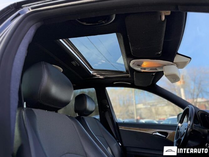 Mercedes E 200 47 interauto-car