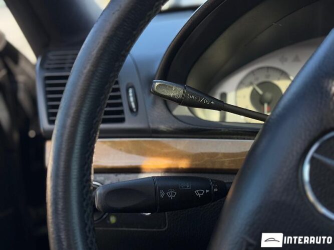 Mercedes E 200 39 interauto-car