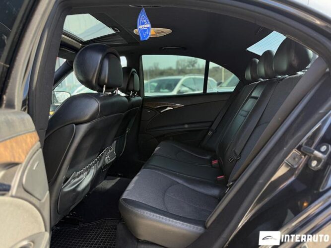 Mercedes E 200 49 interauto-car
