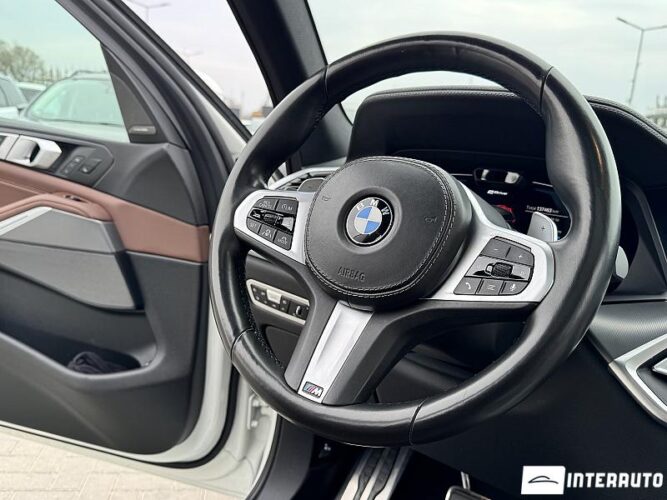 BMW X5 4.5e 46 interauto-car