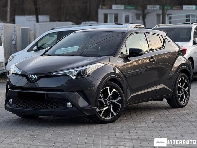 Toyota C-HR 30 interauto-car