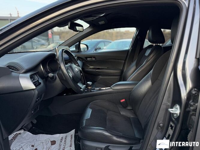 Toyota C-HR 35 interauto-car