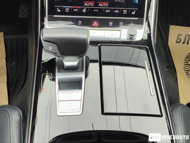 Audi A8 52 interauto-car