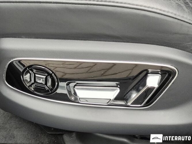 Audi A8 54 interauto-car