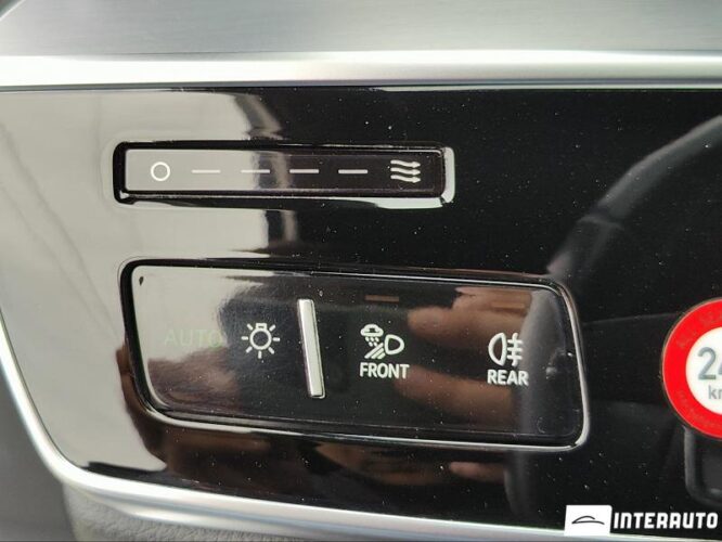 Audi A8 58 interauto-car