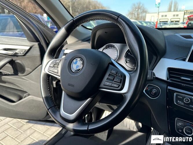 BMW X1 1.6D 38 interauto-car