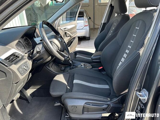 BMW X1 1.6D 37 interauto-car