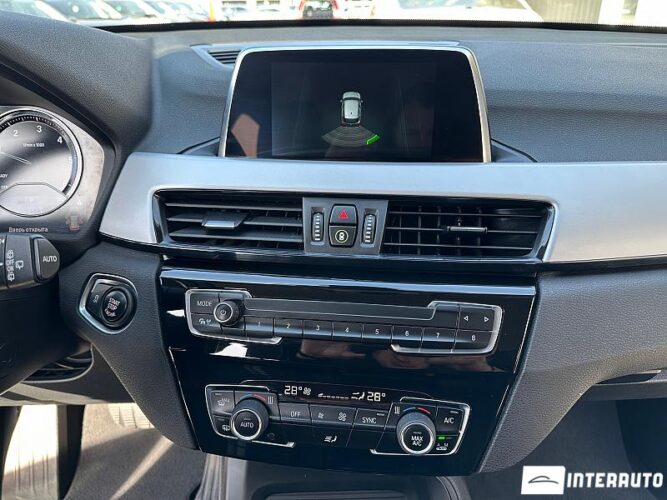 BMW X1 1.6D 41 interauto-car