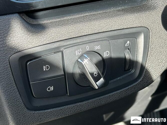 BMW X1 1.6D 44 interauto-car