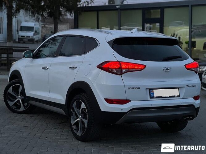 Hyundai Tucson 33 interauto-car