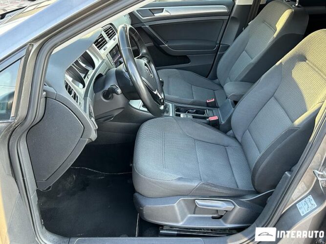 Volkswagen Golf 34 interauto-car