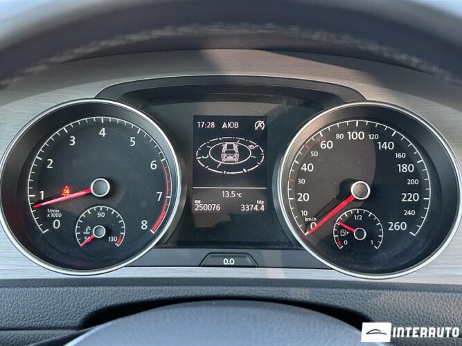 Volkswagen Golf 40 interauto-car