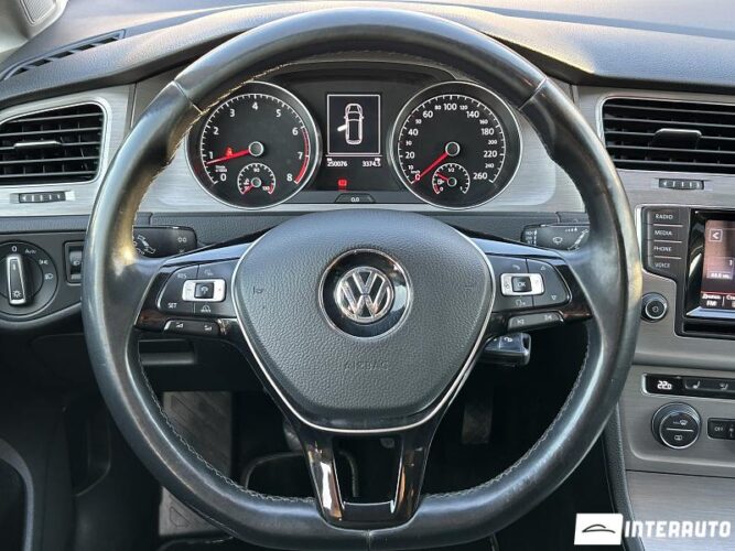 Volkswagen Golf 38 interauto-car