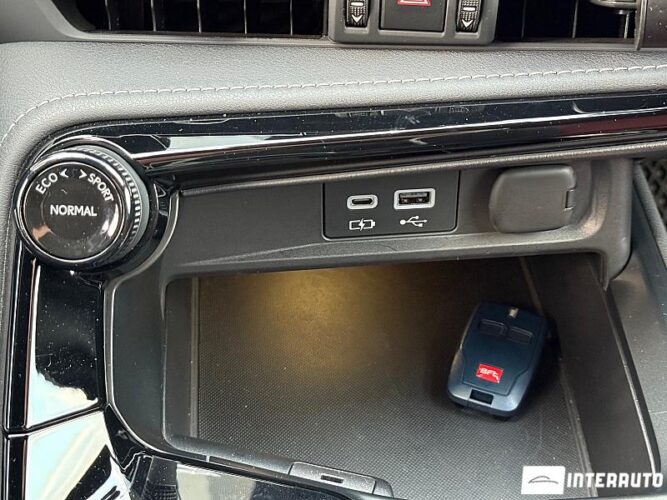 Lexus NX 200T 46 interauto-car