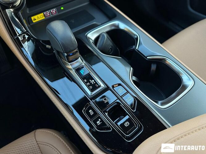 Lexus NX 450H+ 51 interauto-car