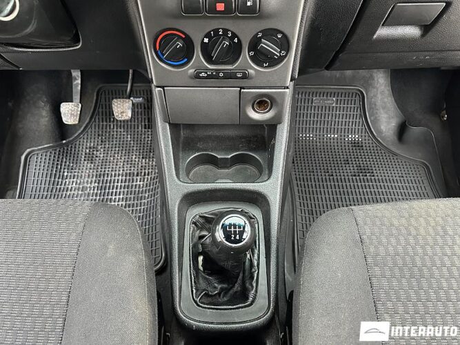 Opel Zafira 38 interauto-car