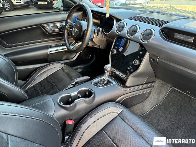 Ford Mustang 54 interauto-car