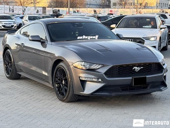 Ford Mustang 38 interauto-car