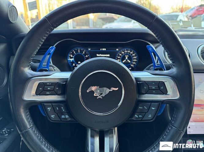 Ford Mustang 47 interauto-car