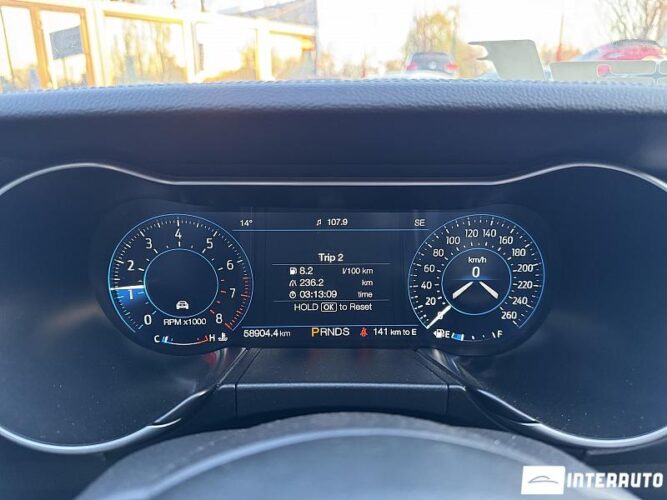 Ford Mustang 48 interauto-car