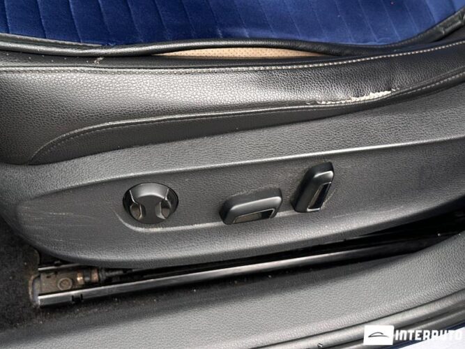 Volkswagen Passat 35 interauto-car