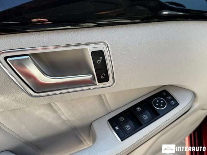 Mercedes E 300h 42 interauto-car