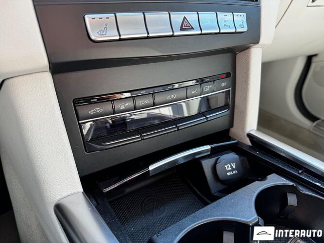 Mercedes E 300h 41 interauto-car