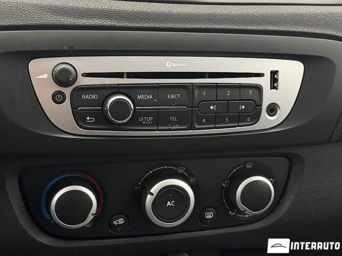 Renault Grand Scenic 38 interauto-car