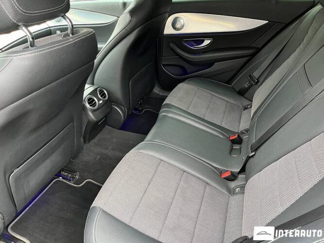 Mercedes E 200 49 interauto-car