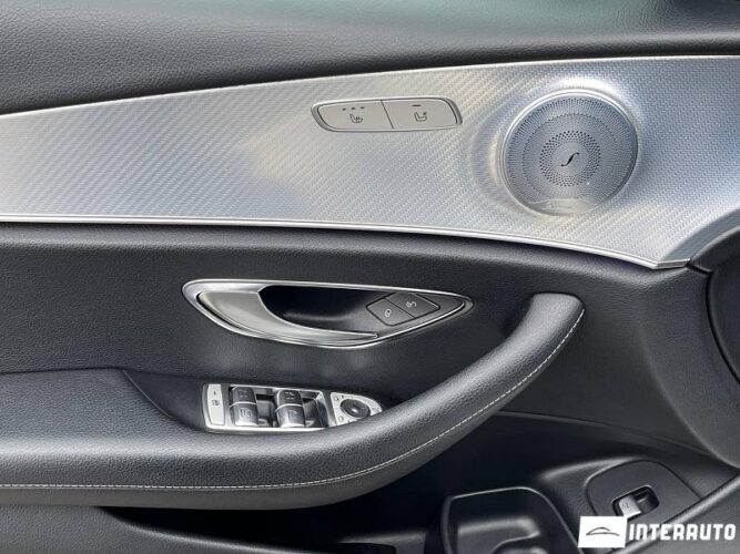 Mercedes E 200 36 interauto-car