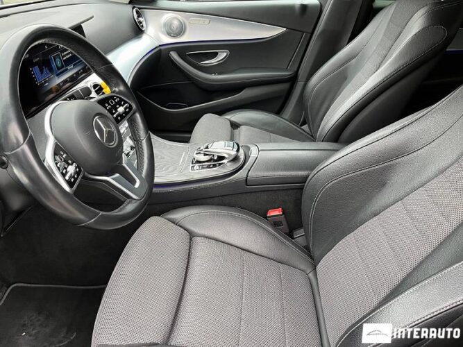 Mercedes E 200 37 interauto-car