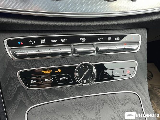 Mercedes E 200 46 interauto-car