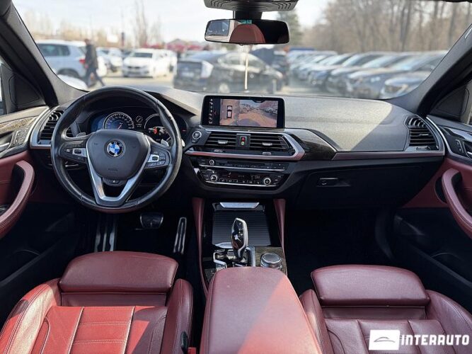 BMW X4 3.0i 50 interauto-car