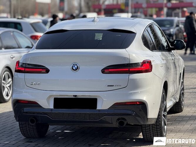 BMW X4 3.0i 36 interauto-car